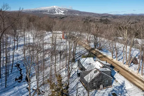17 Capen Road Winhall VT 05340