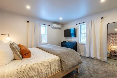 17 Capen Road Winhall VT 05340