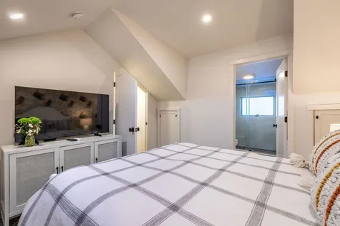 17 Capen Road Winhall VT 05340