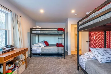 17 Capen Road Winhall VT 05340