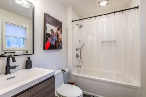 17 Capen Road Winhall VT 05340