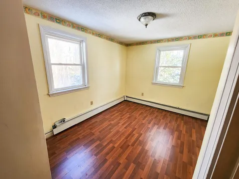 27 Langford Road Raymond NH 03077