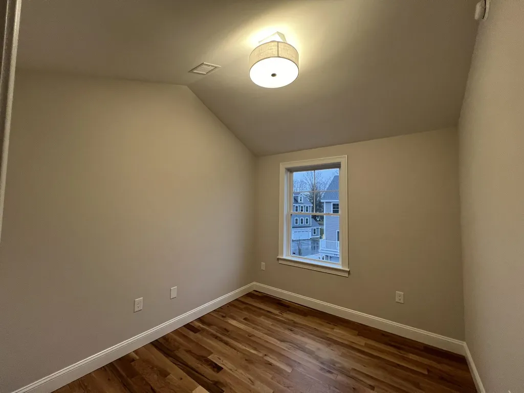 15 Juniper Lane Portsmouth NH 03801