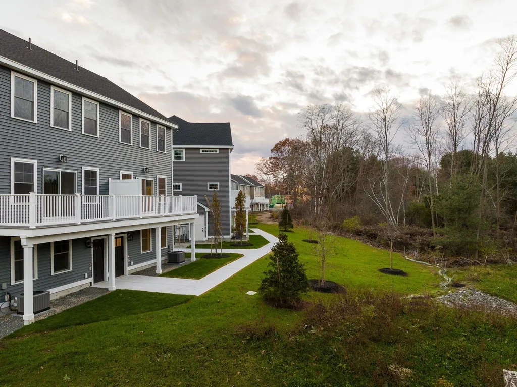 15 Juniper Lane Portsmouth NH 03801