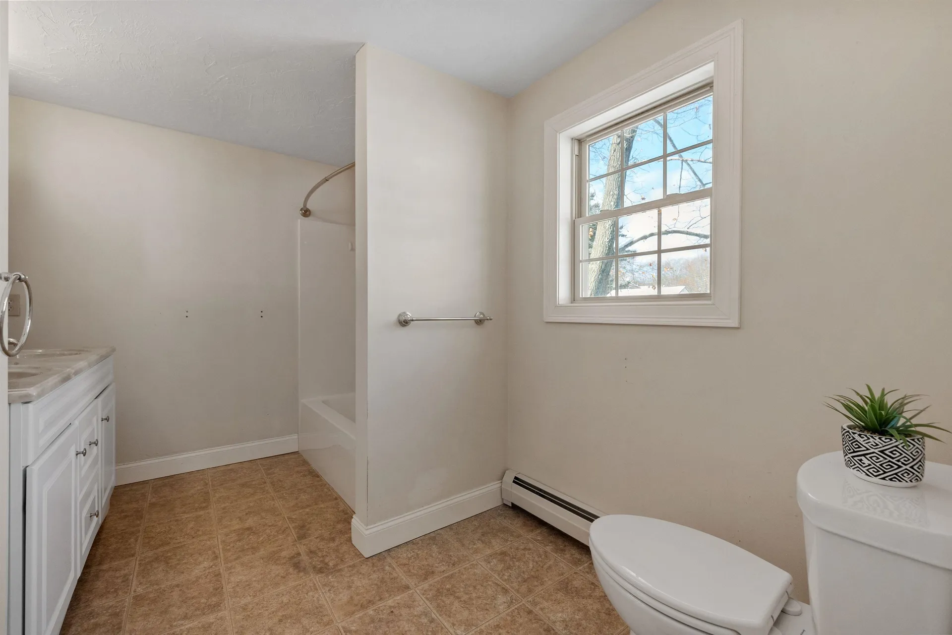 352 Elm Street Laconia NH 03246