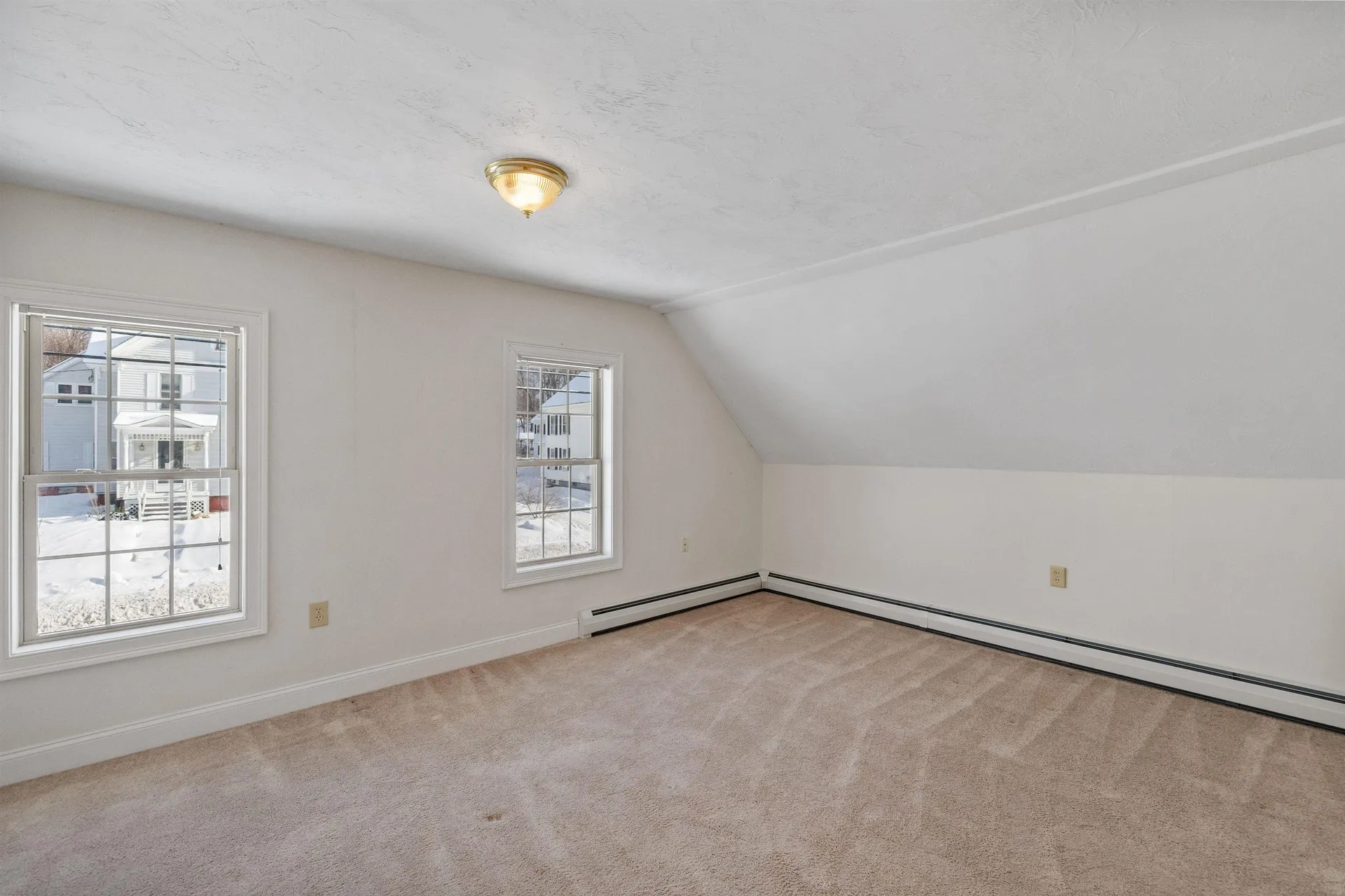 352 Elm Street Laconia NH 03246