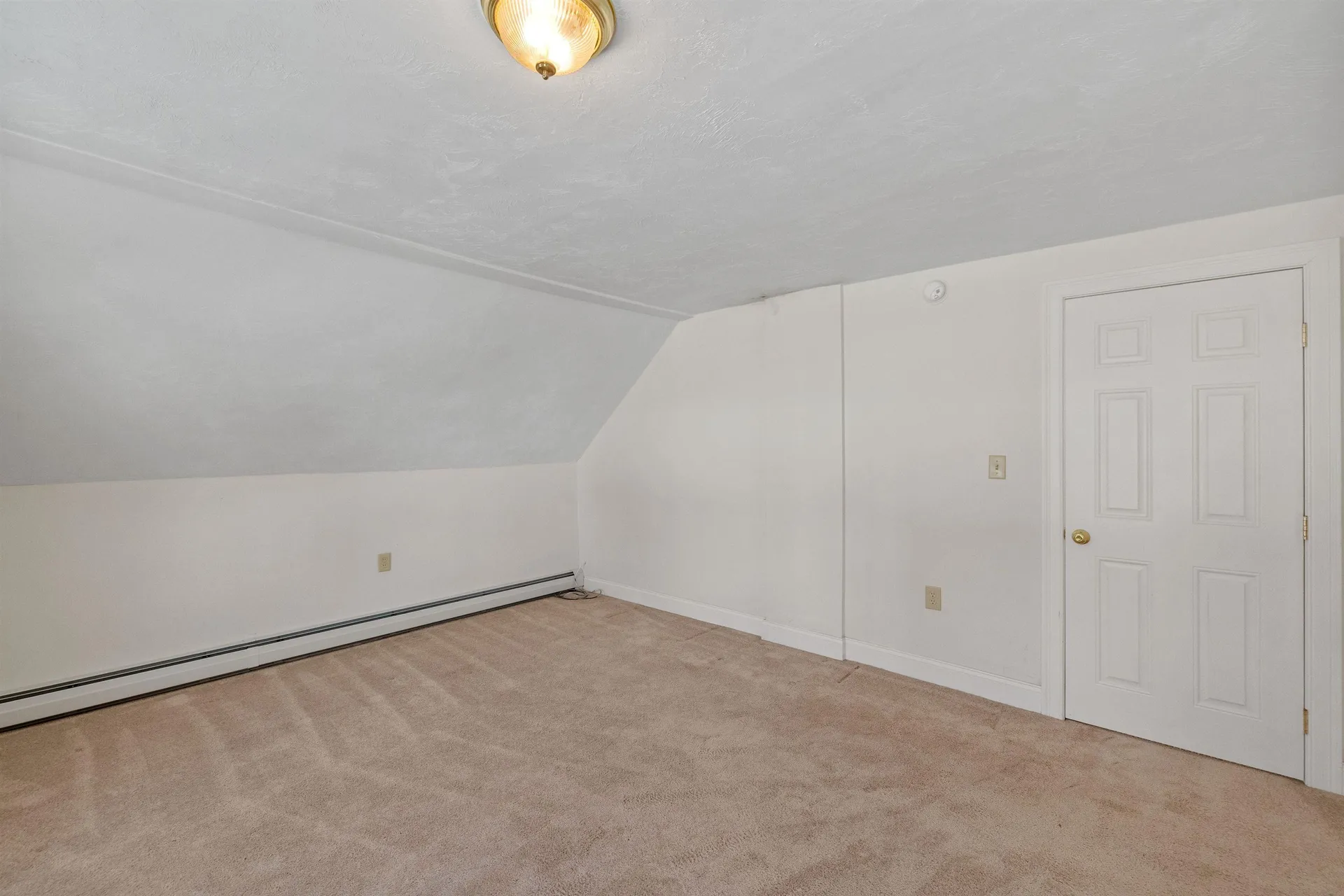 352 Elm Street Laconia NH 03246