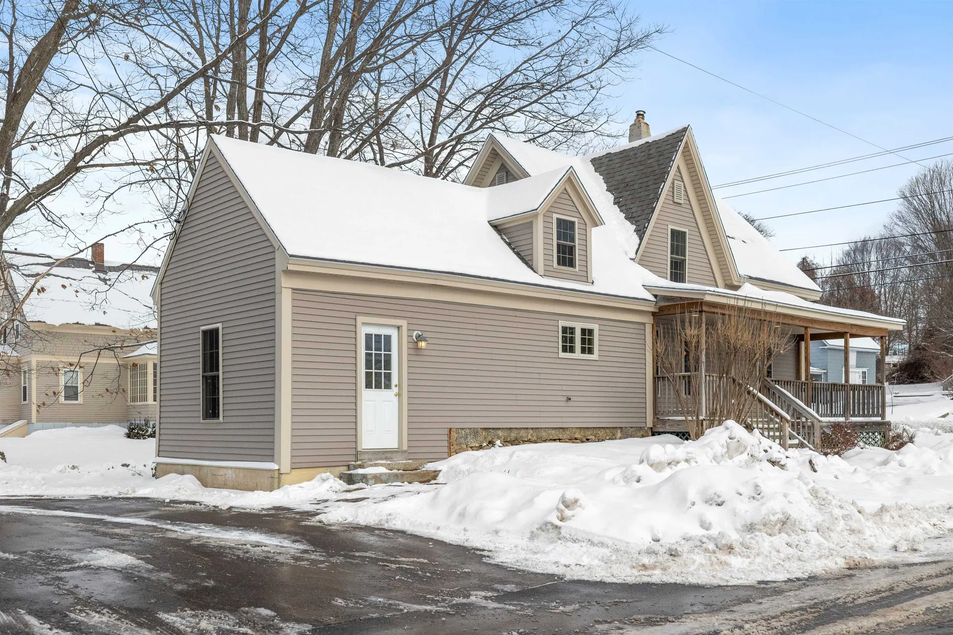 352 Elm Street Laconia NH 03246