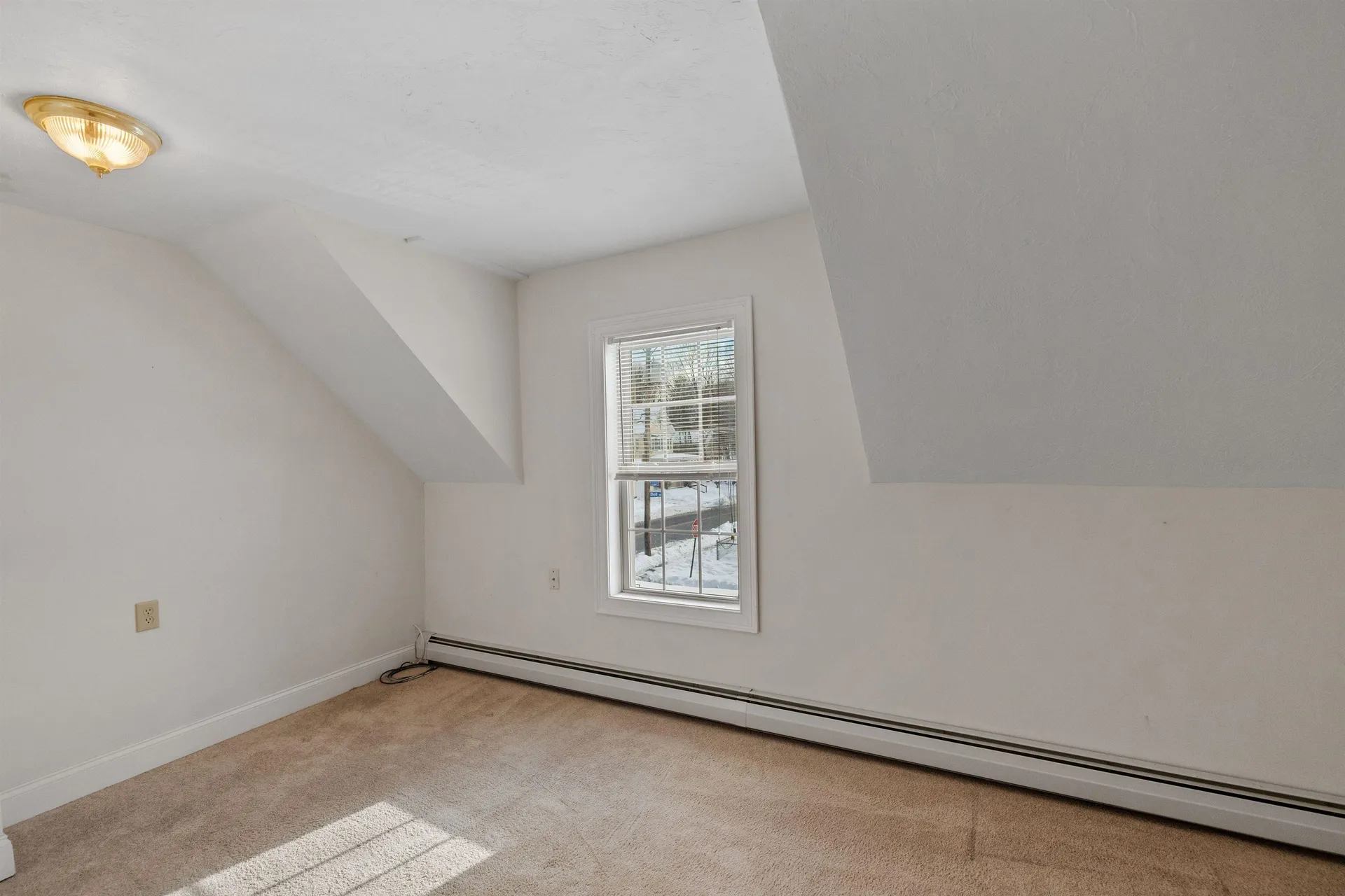 352 Elm Street Laconia NH 03246