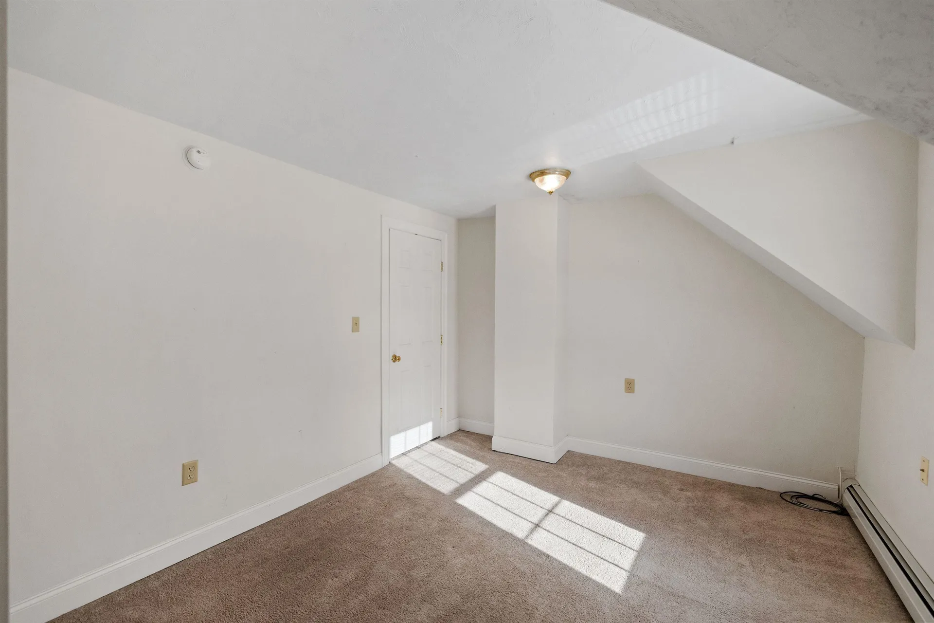 352 Elm Street Laconia NH 03246