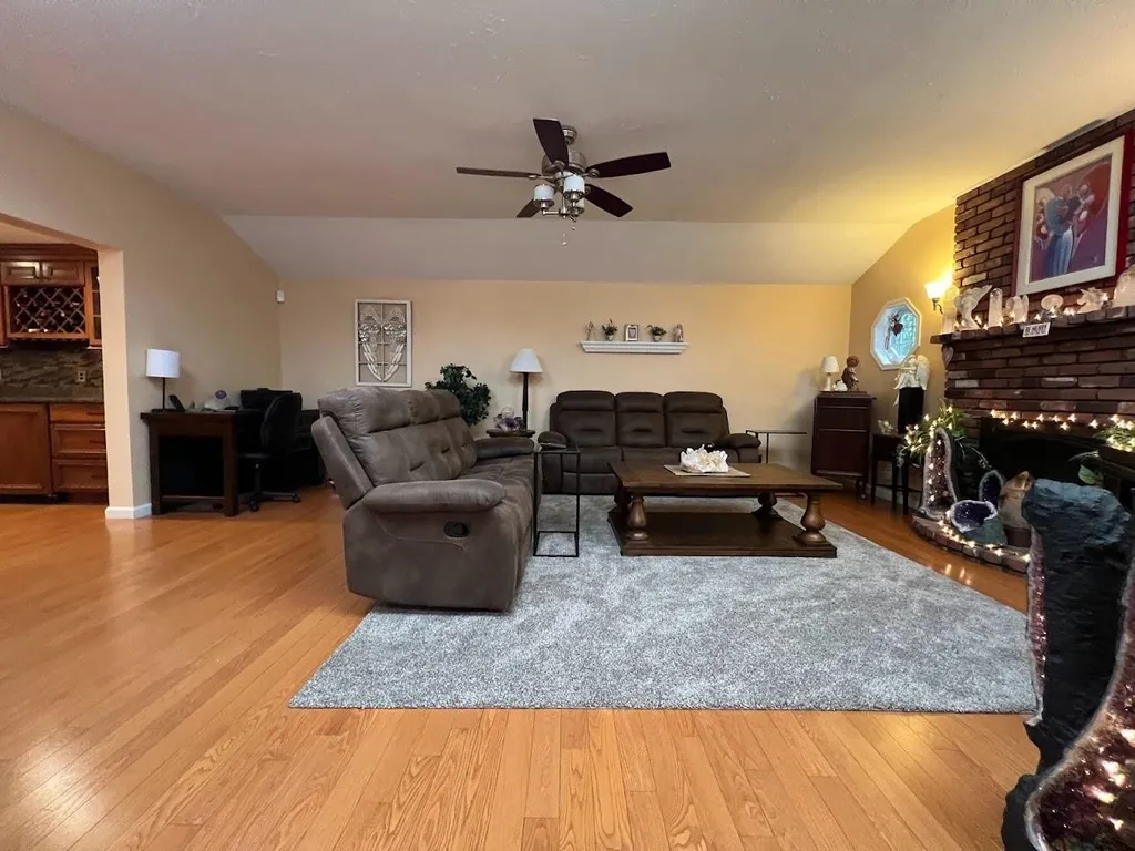 51 Brennan Street Manchester NH 03109