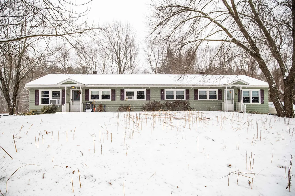 37 N Lowell Road Windham NH 03087