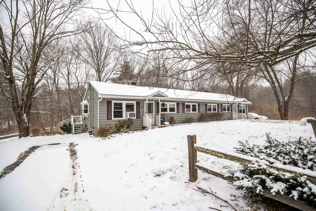 37 N Lowell Road Windham NH 03087