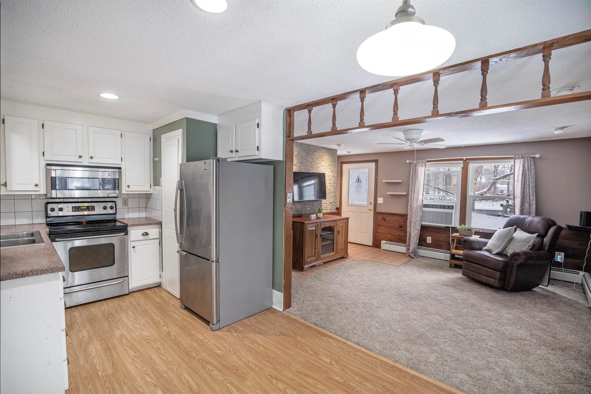 37 N Lowell Road Windham NH 03087