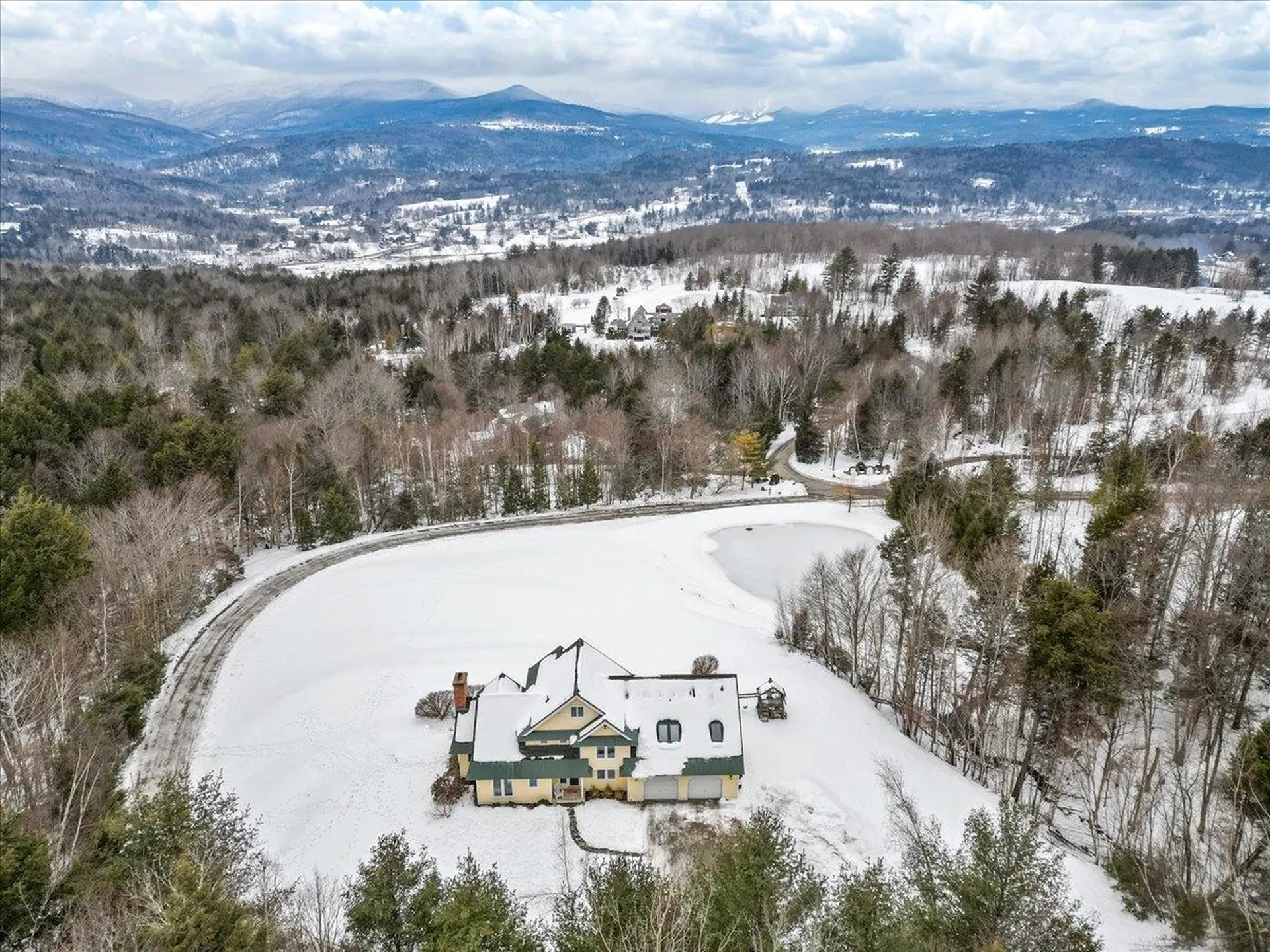 504 North Hill Road Stowe VT 05672