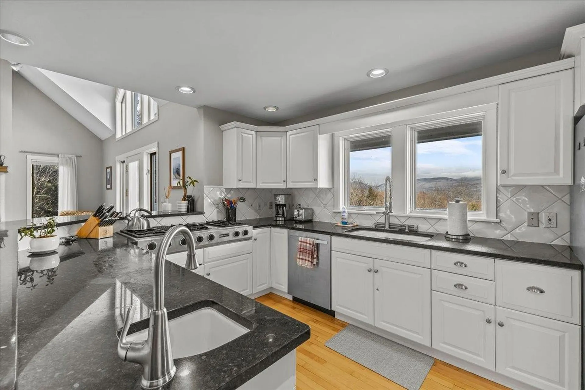 504 North Hill Road Stowe VT 05672