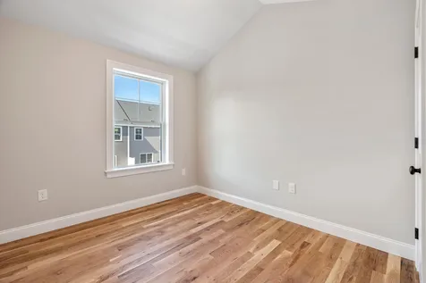 28 Juniper Lane Portsmouth NH 03801