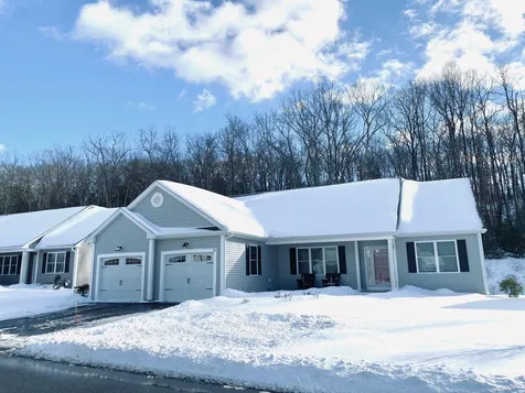 13 Cobbett Lane Hollis NH 03049