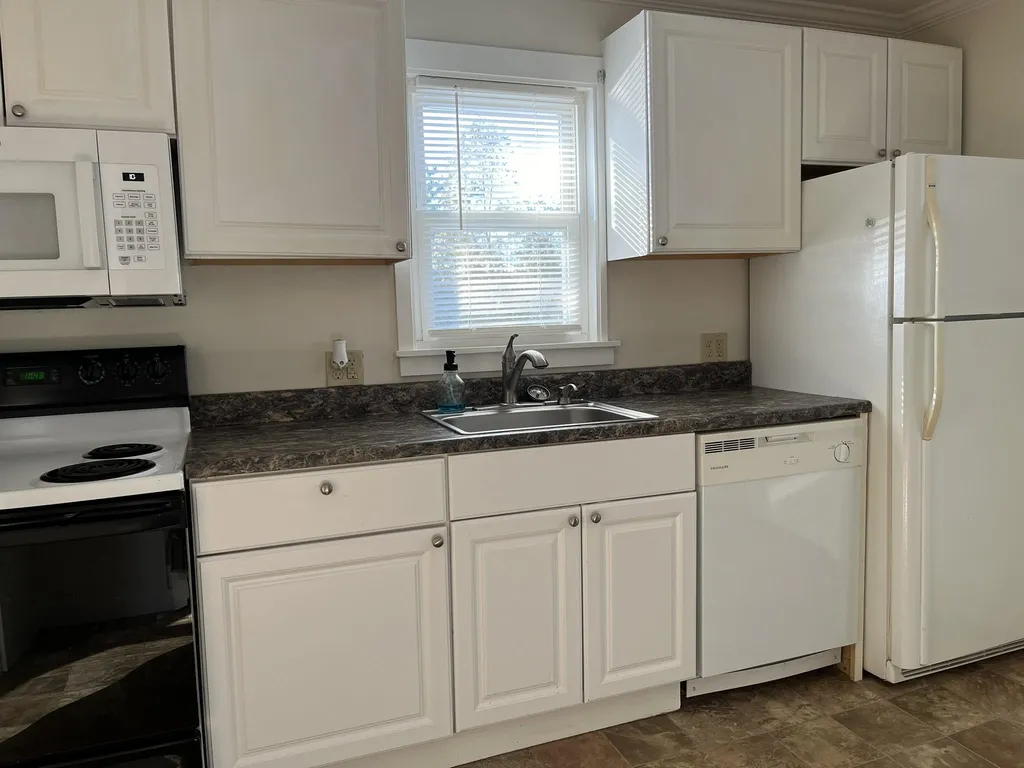 21 Sherman Street Rochester NH 03839