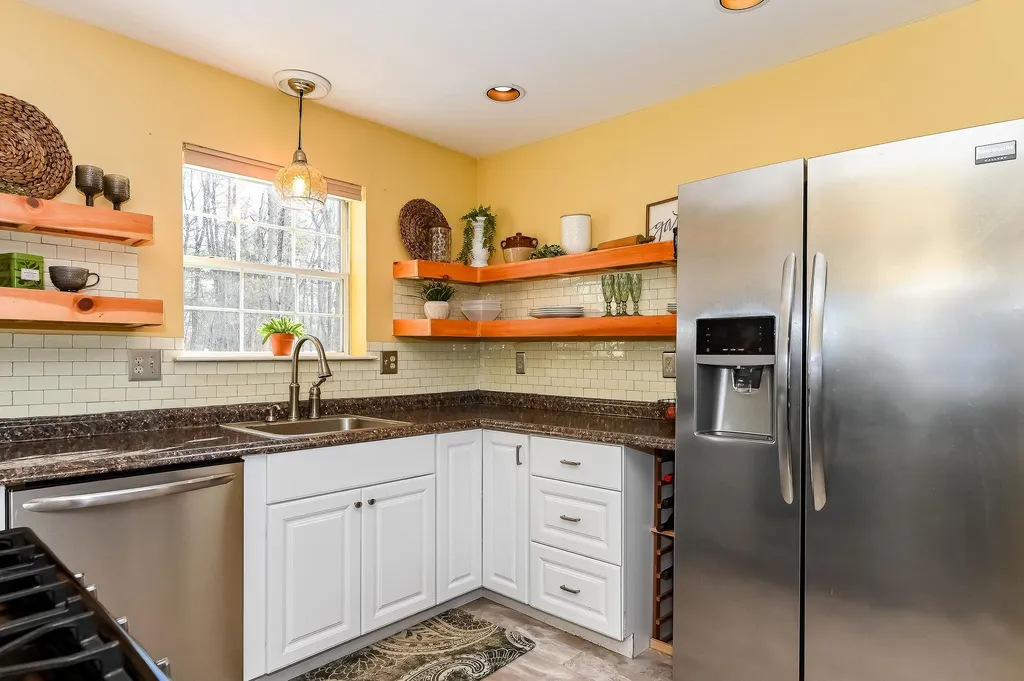 2 Tampa Drive Rochester NH 03867