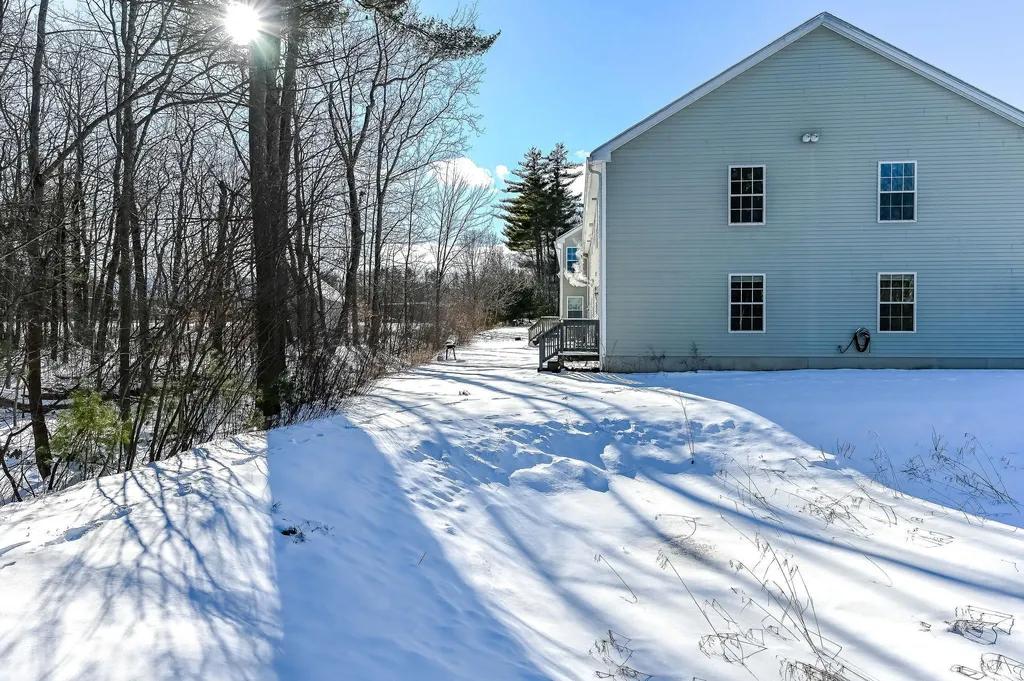 2 Tampa Drive Rochester NH 03867