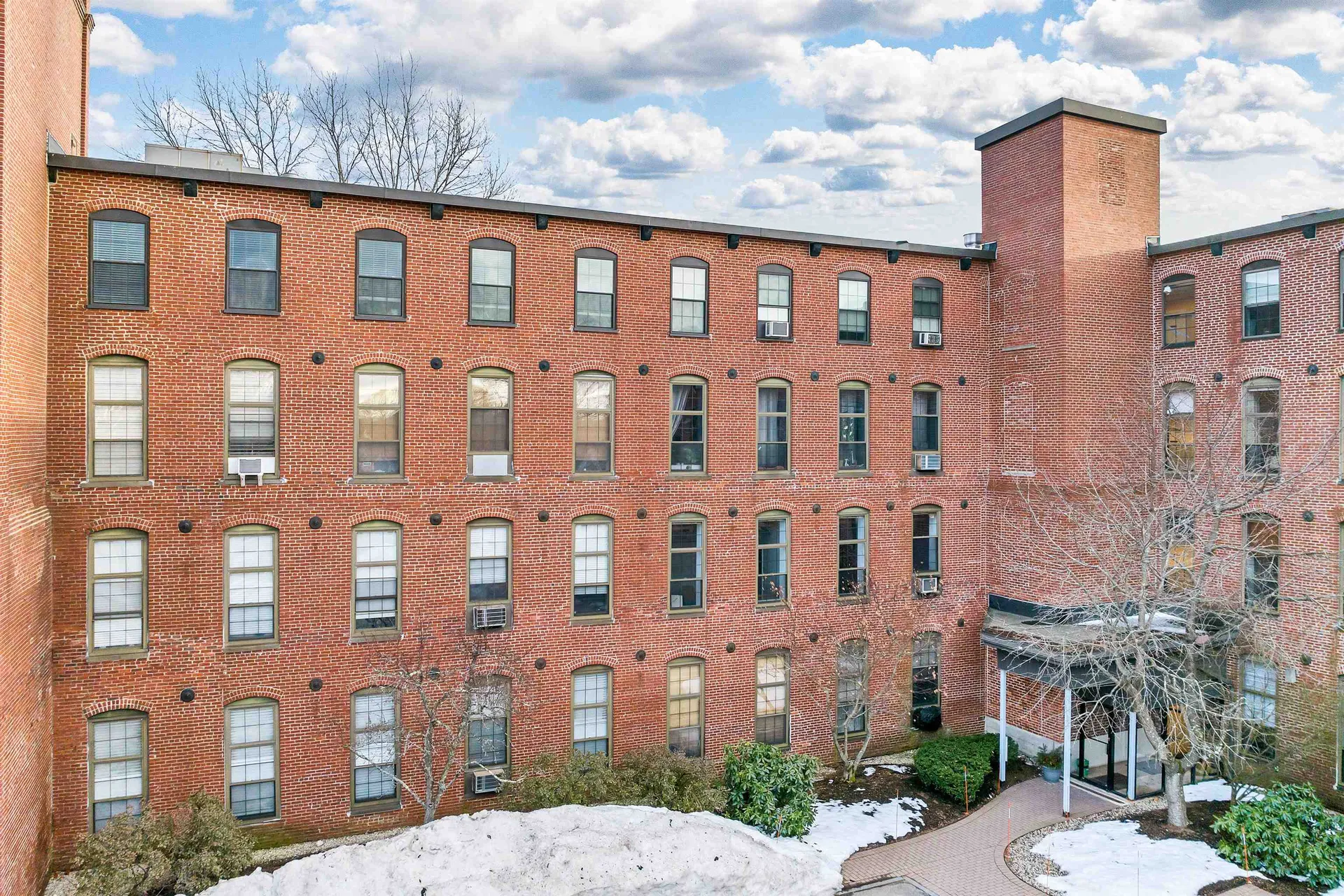 156 Front Street Exeter NH 03833