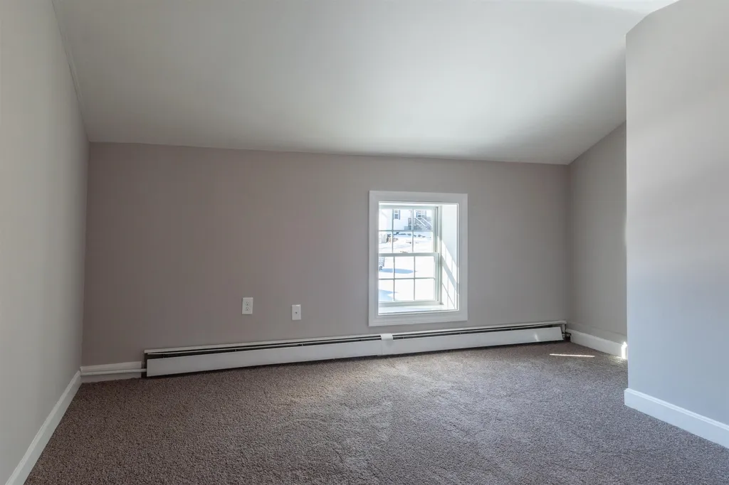 22 River Street Somersworth NH 03878