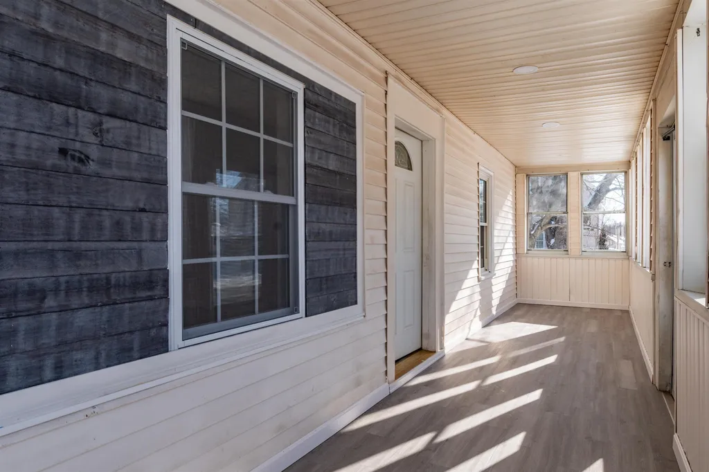 22 River Street Somersworth NH 03878