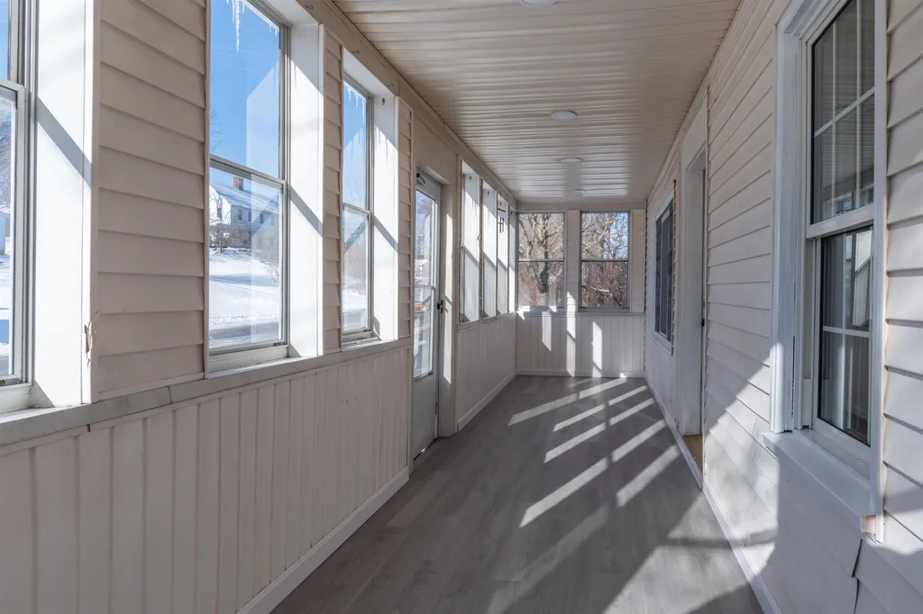 22 River Street Somersworth NH 03878