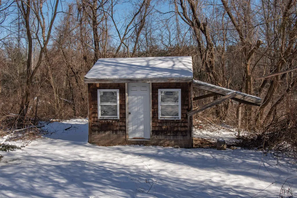 22 River Street Somersworth NH 03878