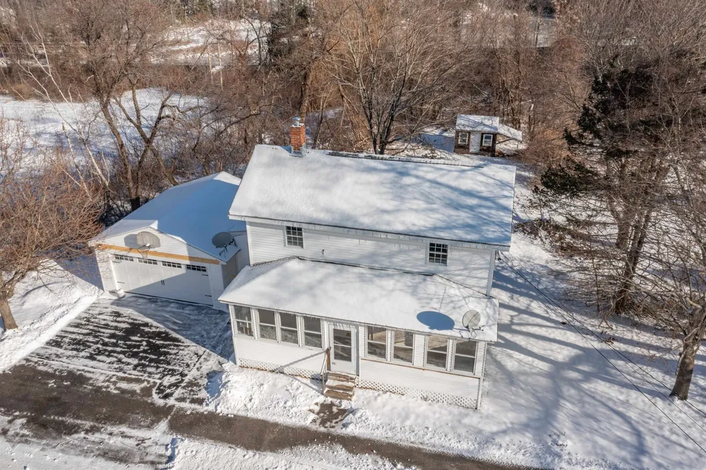22 River Street Somersworth NH 03878