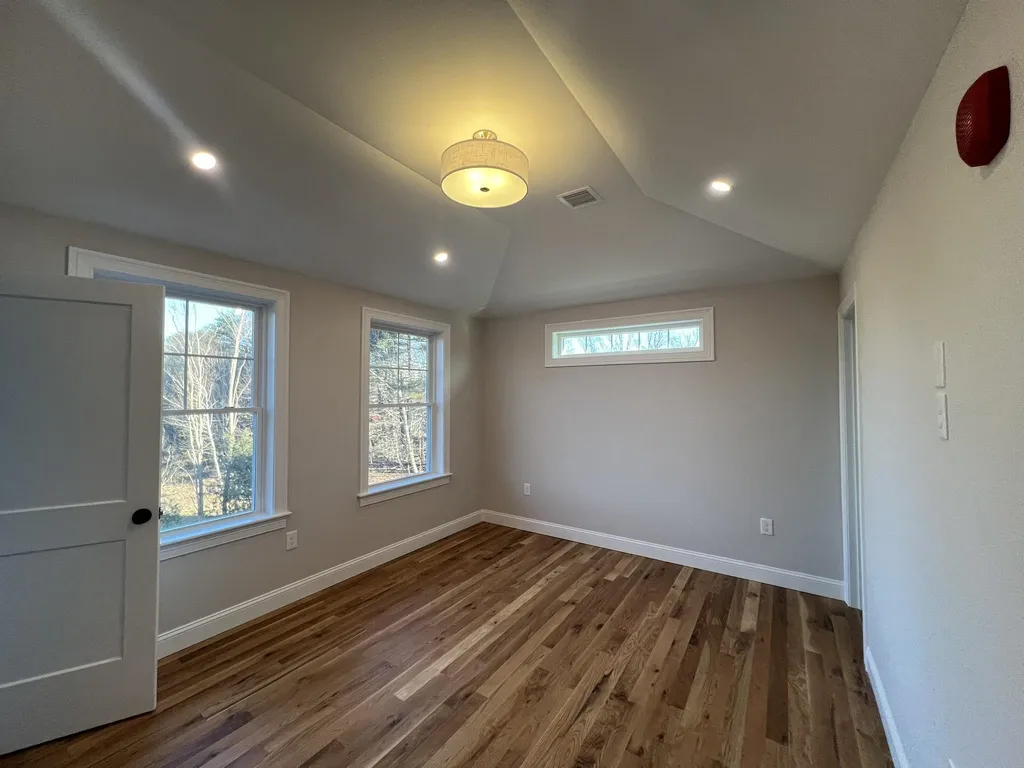 6 Juniper Lane Portsmouth NH 03801