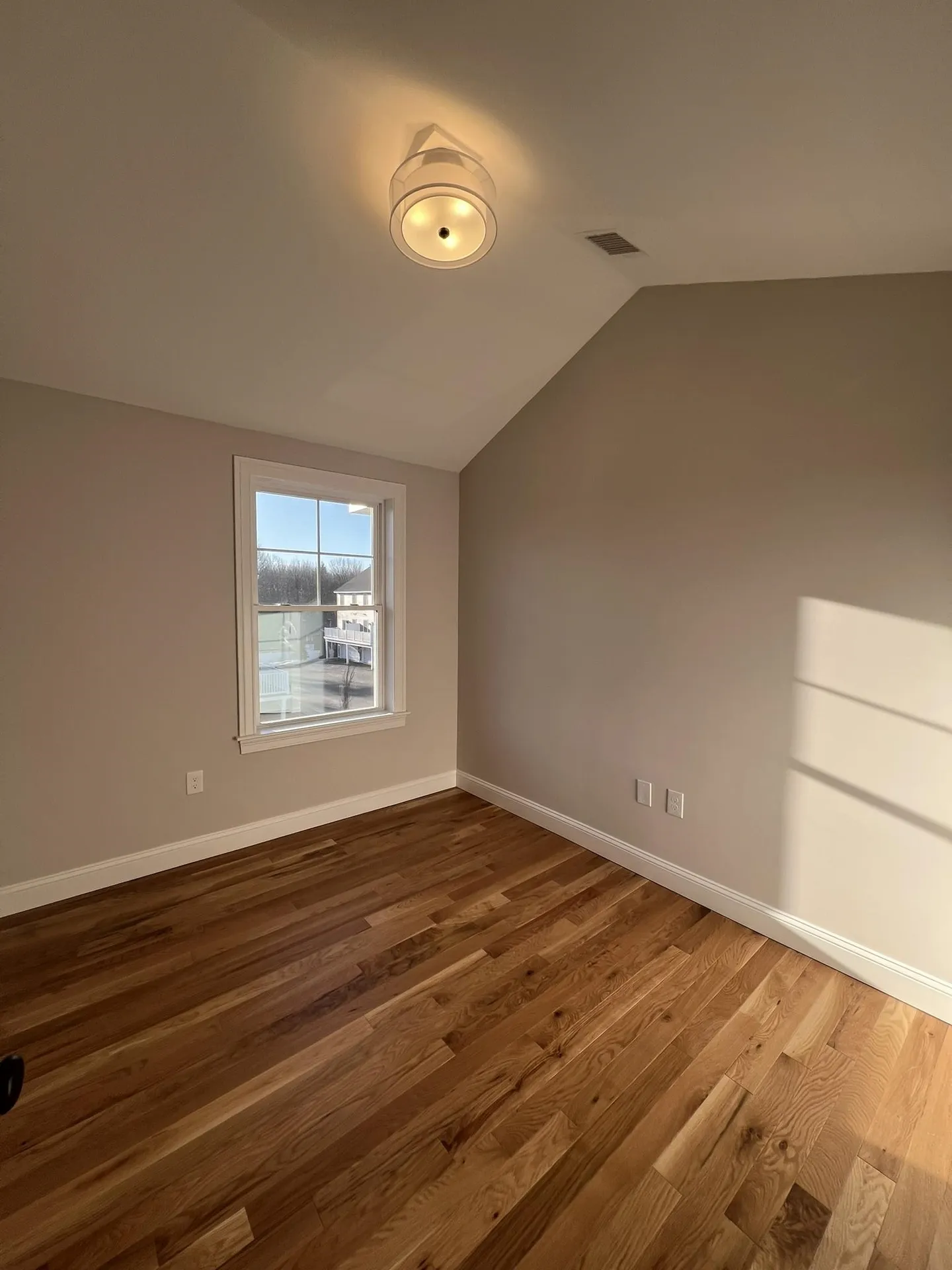 6 Juniper Lane Portsmouth NH 03801