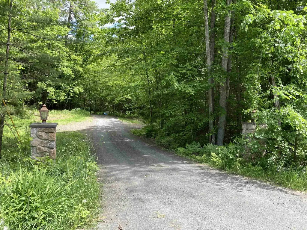 644 Vt Route 12 Hartland VT 05048