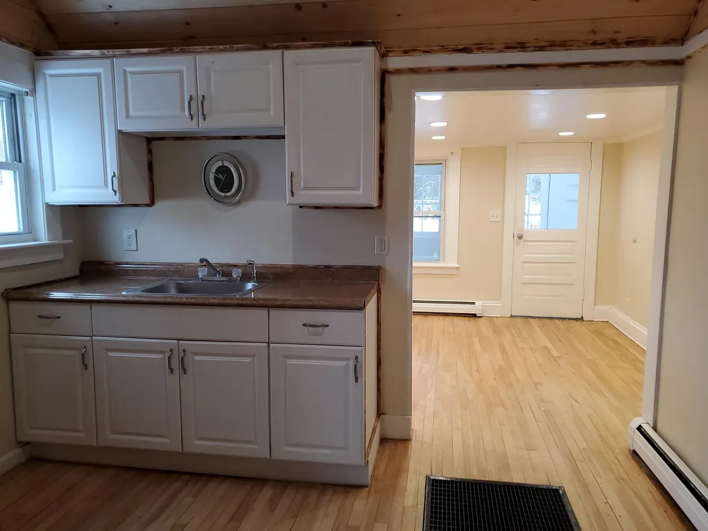 14 Congress Street Claremont NH 03743