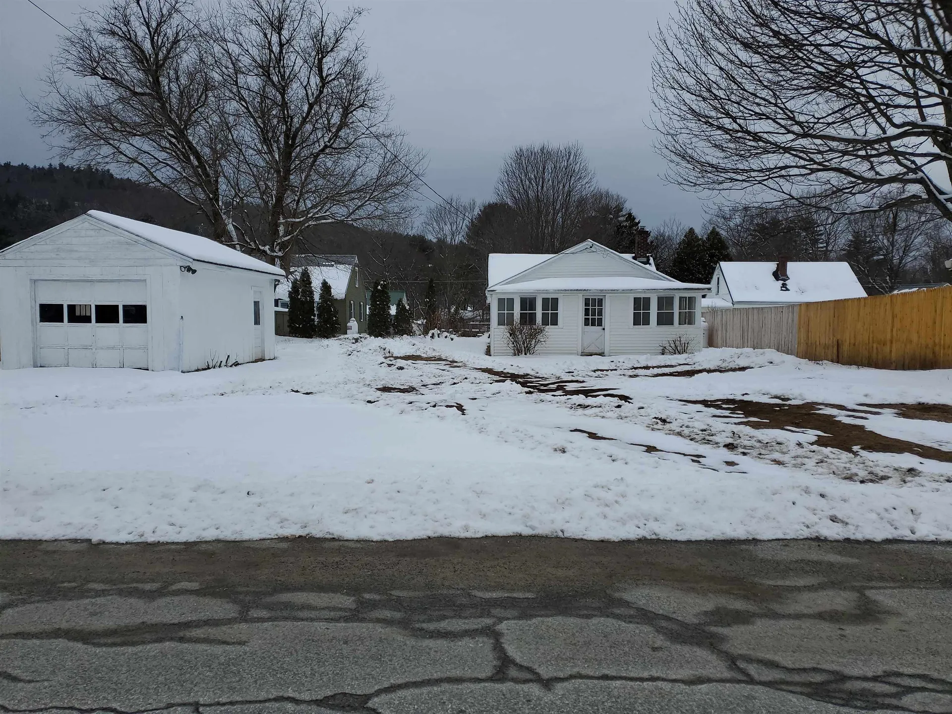 14 Congress Street Claremont NH 03743