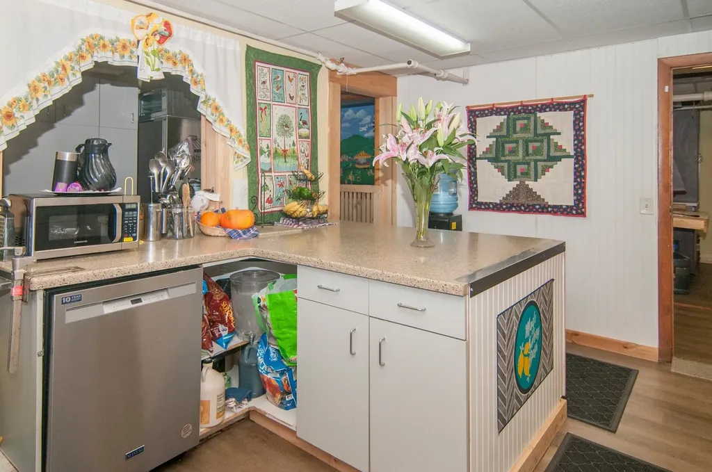 2853 Route 5 Derby VT 05829