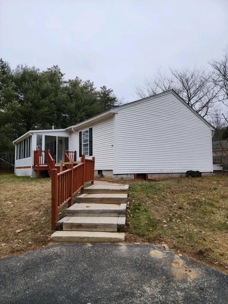 55 Chestnut Circle Loudon NH 03307