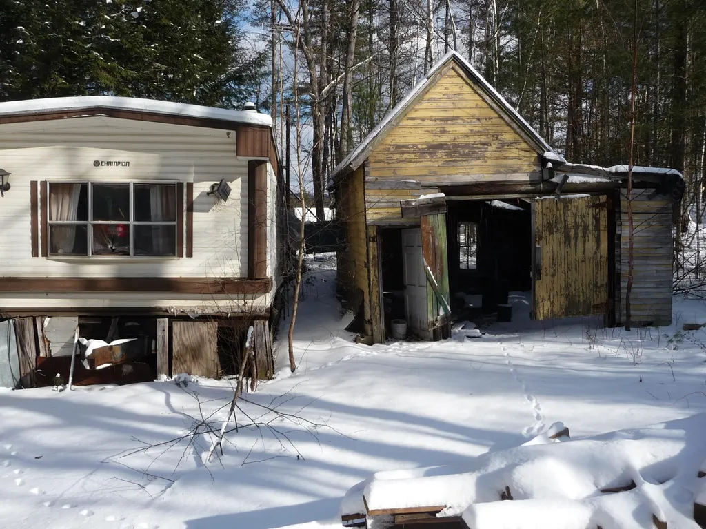381 Shaw Road Northfield NH 03276
