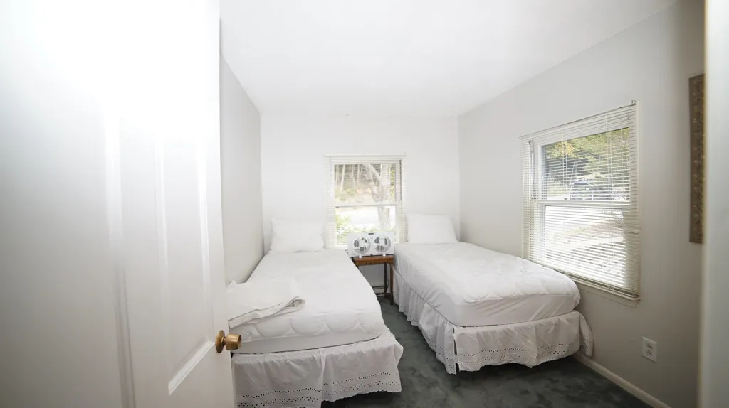 95 Neal Shore Road Meredith NH 03253
