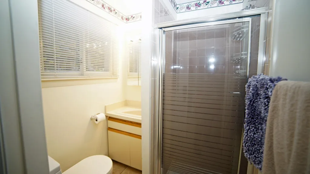 95 Neal Shore Road Meredith NH 03253