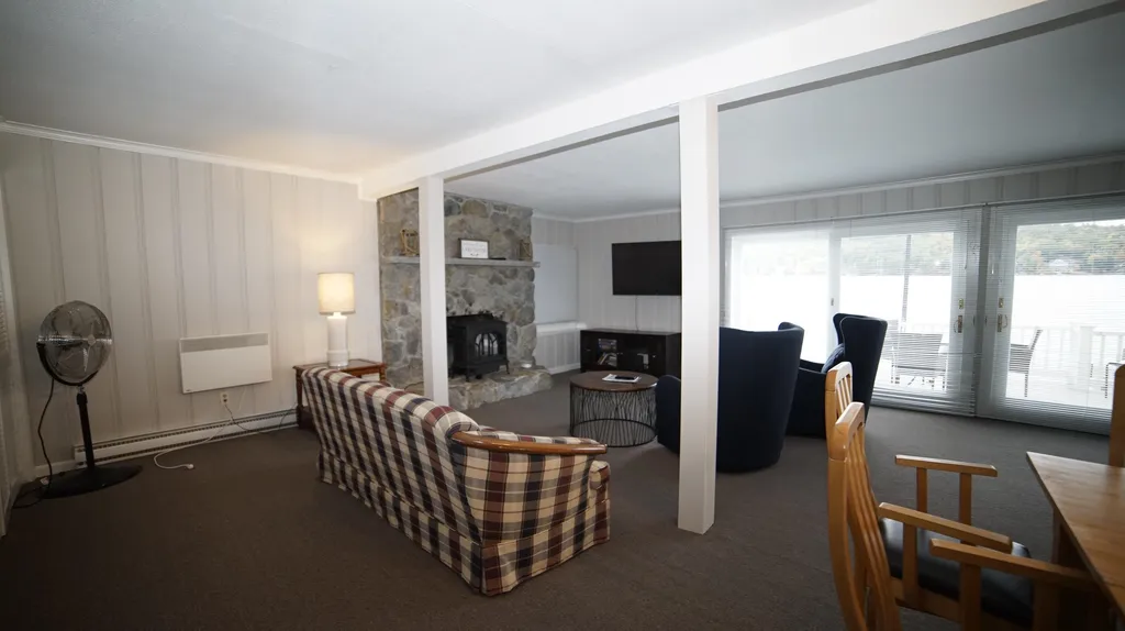 95 Neal Shore Road Meredith NH 03253