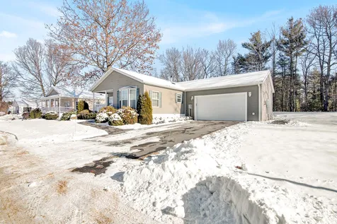 15 Alexandra Lane Rochester NH 03867