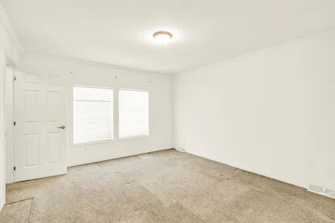 15 Alexandra Lane Rochester NH 03867