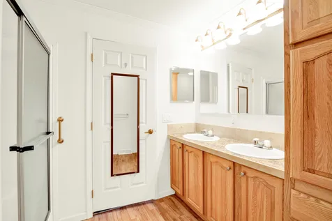 15 Alexandra Lane Rochester NH 03867