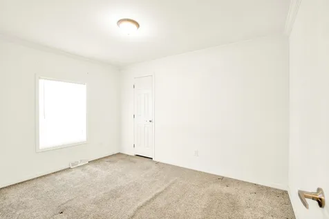 15 Alexandra Lane Rochester NH 03867