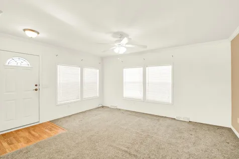 15 Alexandra Lane Rochester NH 03867