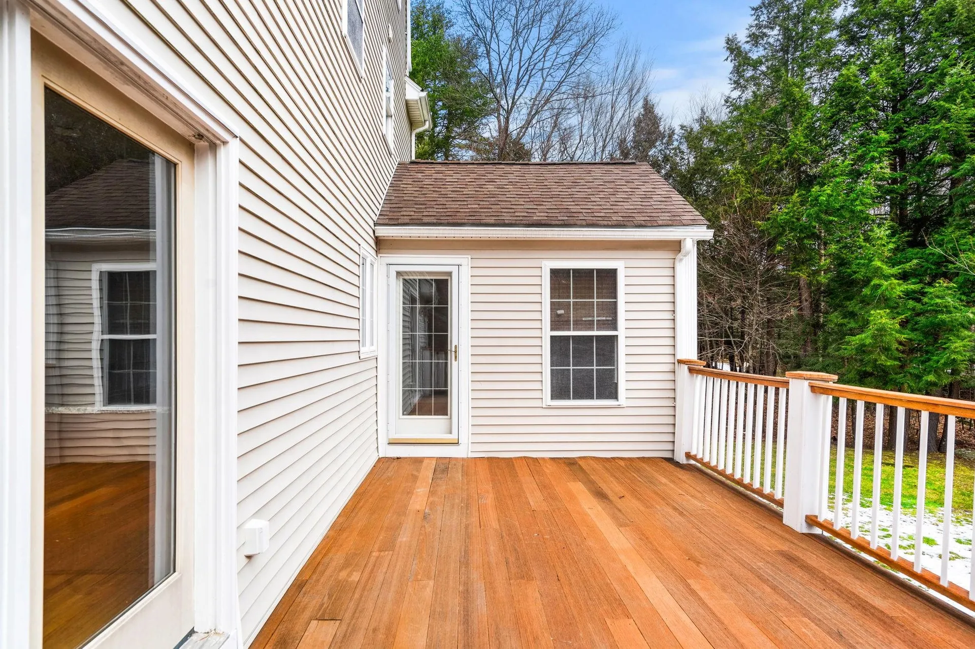 19 Madison Lane Newmarket NH 03857