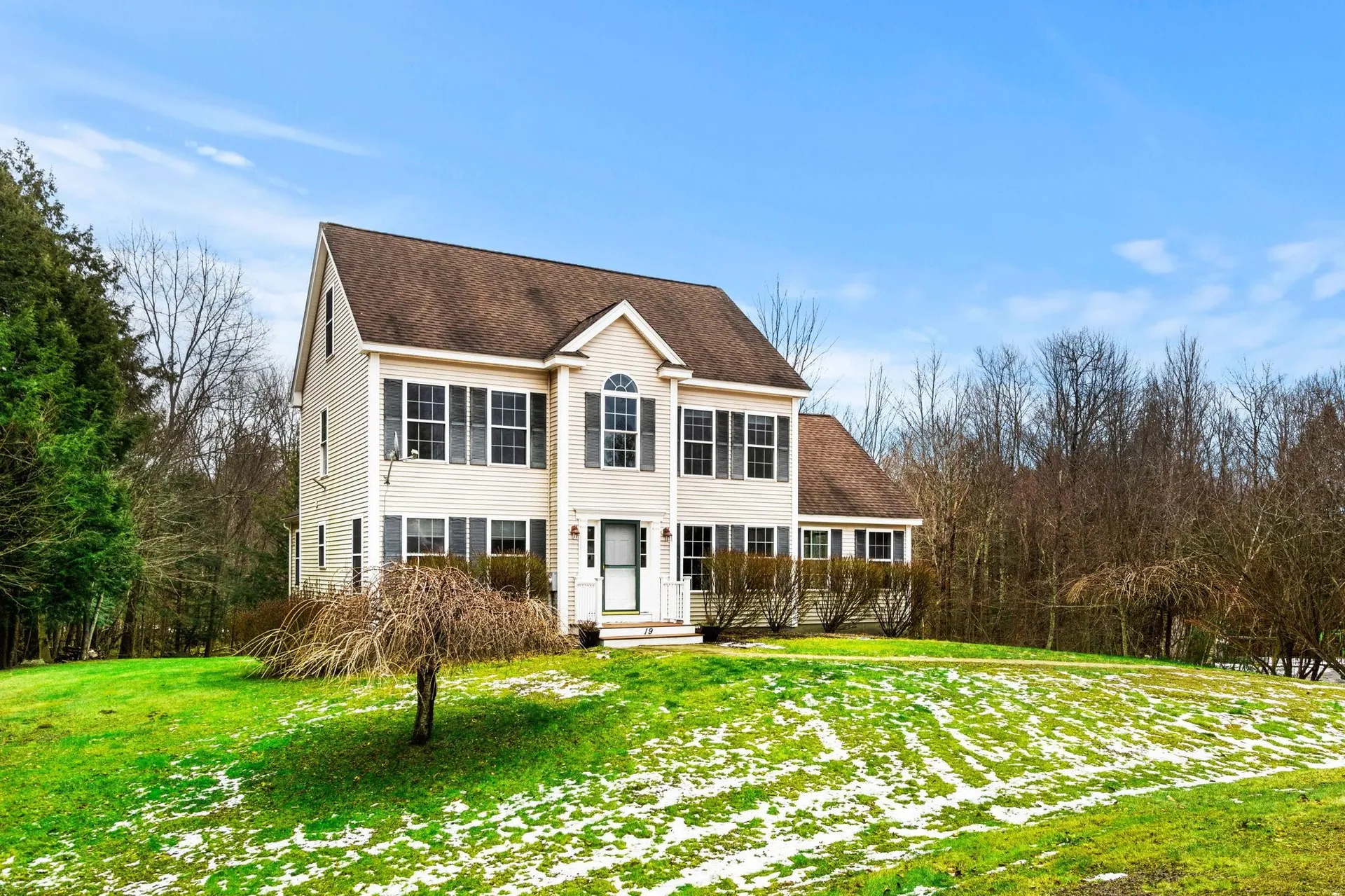 19 Madison Lane Newmarket NH 03857