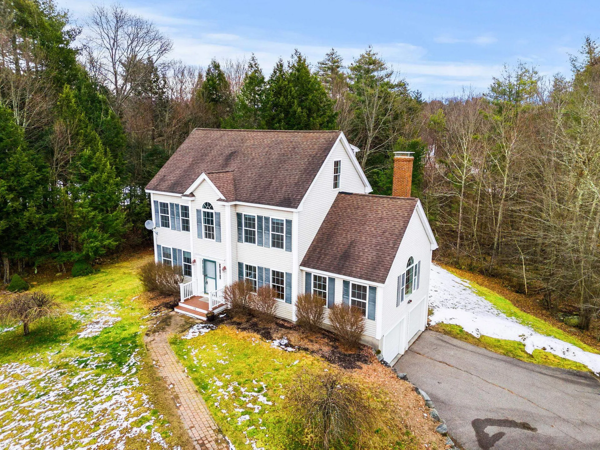 19 Madison Lane Newmarket NH 03857